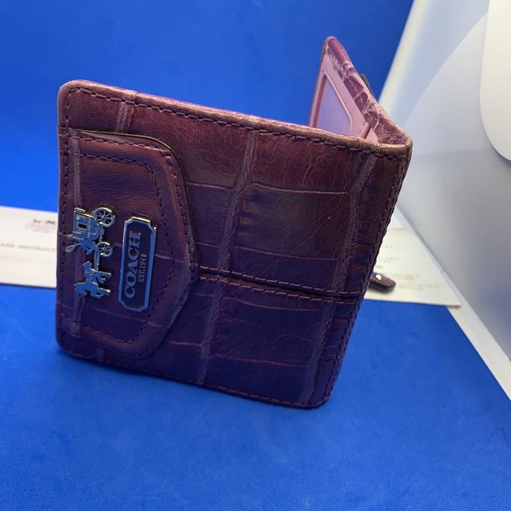 Coach 
Madison Purple Purple-silver Croco Embossed‎ Leather Wallet
